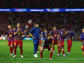 برشلونة يشعر بالإهانة وجوان لابورتا يساجل مسؤولاً في "يويفا"