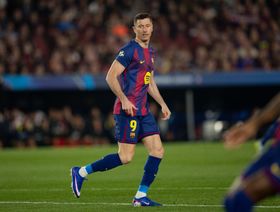 "لا خلافات" بين لابورتا وليفاندوفسكي بشأن العقد الجديد