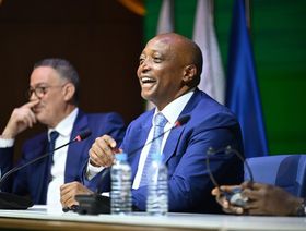 موتسيبي رئيس "كاف" يرفض الاتهامات: لن أضيع وقتي في الرد