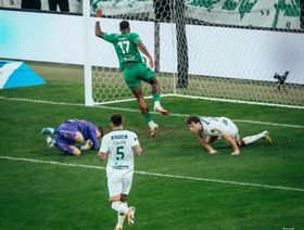 شاهد.. تمريرة ساحرة من محرز وثنائية حاسمة من توني في مرمى الاتفاق