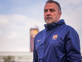 فليك ينتظر المزيد من برشلونة رغم الفوز الكبير على إشبيلية