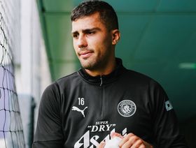 حكم مباراة سيتي وتوتنهام يُكلّف رودري 80 ألف جنيه إسترليني