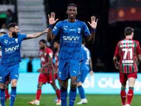 شاهد.. الهلال يتقدم بهدفين على الاتفاق في الشوط الأول