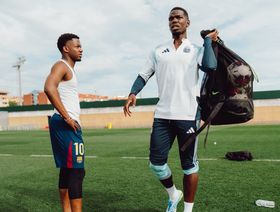 ظهور مفاجئ..  ماذا يفعل بوغبا وأنسو فاتي في مركز تدريبات برشلونة؟