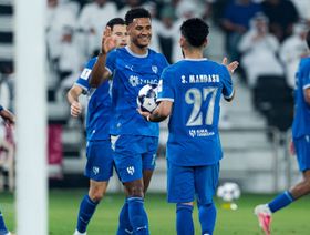 شاهد.. واتكينز يتألق ويقود الهلال لتجاوز السد في نخبة آسيا