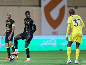 الاتحاد يعلن إصابة دومبيا بقطع في الرباط الصليبي