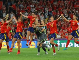 إسبانيا تستعرض قوتها أمام سويسرا وتبلغ نصف نهائي يورو السيدات