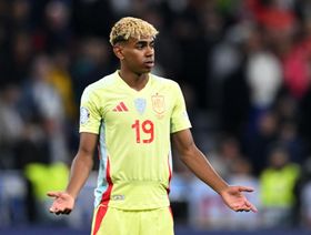 لامين يامال يضع الأحزاب السياسية الإسبانية في ورطة