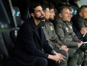 أربيلوا يغامر للمرة الأخيرة بمدافعه المصاب بـ"شرخ في الساق"