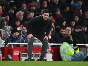 أرتيتا يشيد بتعامل سلوت مع مارتينيلي بعد إصابة برادلي