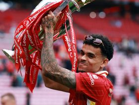ليفربول منفتح على رحيل لويس دياز إلى برشلونة