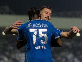 شاهد.. الهلال يمطر شباك الخليج بخماسية وبونو يخطف الأضواء