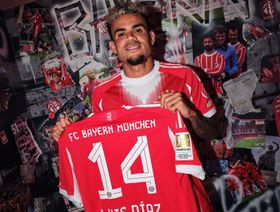 هونيس: بايرن ميونيخ لا يمكنه الوقوع في خطأ برشلونة