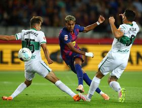 شاهد.. لامين يامال يرد على منتقديه وبرشلونة يتعافى من الكلاسيكو بفوز أمام إلتشي