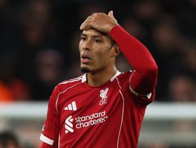 فيرجيل فان دايك للاعبي ليفربول: نحن نخذل المدرب ونخذل أنفسنا