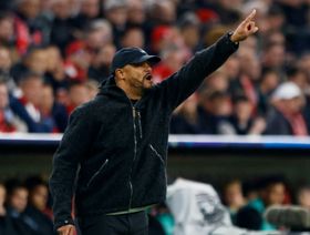 لماذا عجّل بايرن ميونيخ قرار تمديد عقد مدربه كومباني؟