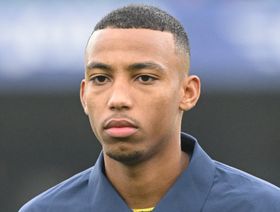 هل يعوض دومفريس؟.. الجزائري بلغالي مطلوب في إنتر ميلان ويوفنتوس