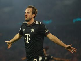 هاري كين "يفكّر بالرحيل" إلى برشلونة.. فهل يكرّر تجربة روبرت ليفاندوفسكي؟