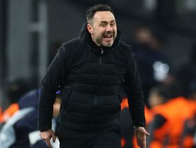 توتنهام يستهدف تعيين دي زيربي.. وقضية غرينوود قد تقف حائلاً