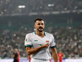 هل يشارك أيمن حسين مع العراق ضد السعودية بملحق تصفيات كأس العالم؟