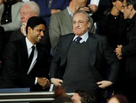 نحن عائلة واحدة.. الخليفي يريد دفن الخلاف مع فلورنتينو بيريز