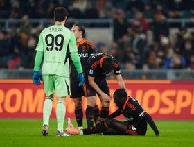 أساني دياو يغيب عن السنغال في كأس أمم إفريقيا بعد إصابته مع كومو