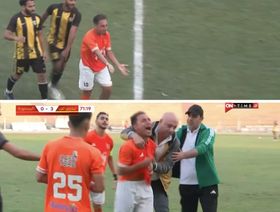 شاهد.. لاعب يعتدي على مدربه في مصر غضباً من تبديل سريع