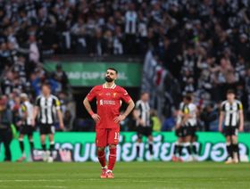 ليفربول يحاول خطف "صديق مرموش" رداً على رفض نيوكاسل بيع إيزاك