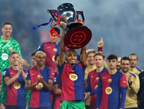 عرض برشلونة لتجديد العقد لا يعجب رافينيا.. لماذا؟
