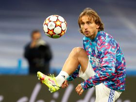 منها تجنب ريال مدريد.. 3 أسباب تدفع مودريتش لقبول عرض ميلان