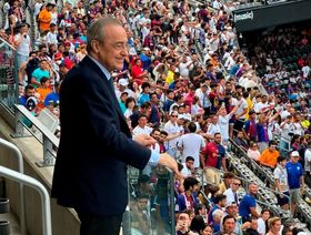 قرار مفاجئ من فلورنتينو بيريز قبل كلاسيكو برشلونة وريال مدريد