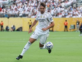 المدعي العام يطالب بسجن أسينسيو لعامين ونصف بسبب "قضية الشريط الجنسي"