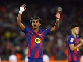 لامين يامال يُكرّر رقماً صمد 67 عاماً ويحطم إنجاز راؤول وأوين