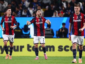 بولونيا يزيح إنتر ميلان بعد ركلات ترجيح كارثية ويبلغ نهائي السوبر الإيطالي بالرياض