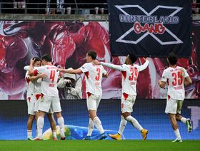 لايبزيغ يمحو هزيمتي بايرن وريال مدريد بفوز عريض على إلفرزبرغ