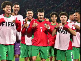 محمد صلاح أم لويس سواريز؟ المغربي معما يختار ويقترب من نادٍ فرنسي