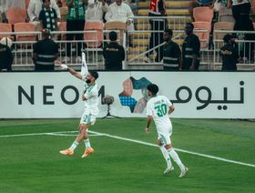 أبو الشامات أساسياً.. تشكيلة الأهلي أمام النجمة بدوري روشن