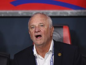 مدرب العراق يُعدّ لاعبيه "ذهنياً وبدنياً" لمواجهة الإمارات