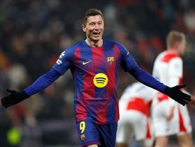 برشلونة يودع "الأسطورة" ليفاندوفسكي