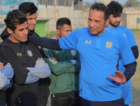 مدرب مصري مرشح لقيادة منتخب العراق بعد أرنولد