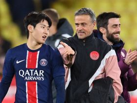 هيمنة كورية.. لي كانغ إن أفضل لاعب آسيوي خارج القارة