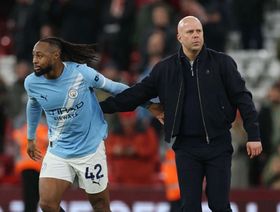 سلوت عن لقطة صلاح وغيهي: هناك مَن سيزعجه رأيي لكنني لن أتوقف