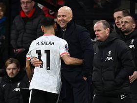 ماذا قال آرني سلوت عن استمرار محمد صلاح مع ليفربول؟