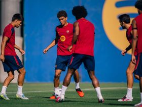 بعد ضياع ألفاريز.. برشلونة يفاجئ الجميع بخطوة حمزة عبد الكريم