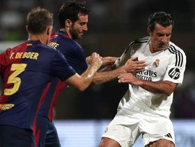 فيغو يتوقع نتيجة الكلاسيكو ويتعجب من اتجاه زيدان للتدريب