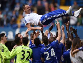 جون تيري يشعر بالإحباط من "تجاهل تشيلسي"