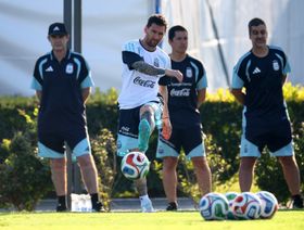 الأرجنتين تواصل "الوديات الضعيفة" قبل كأس العالم واستياء جماهيري