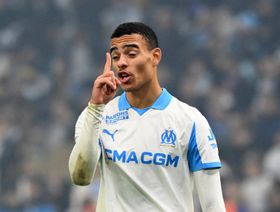 "أفضل لاعب في العالم" يقود مارسيليا لفوز مثير على موناكو