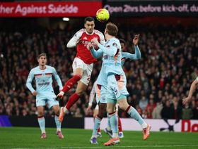 شاهد.. أرسنال يعبر اختبار برينتفورد بثنائية في الدوري الإنجليزي