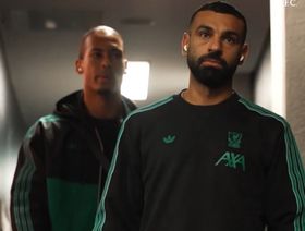 أسطورة مانشستر يونايتد يقسو على محمد صلاح: أسوأ أفضل لاعب في العالم